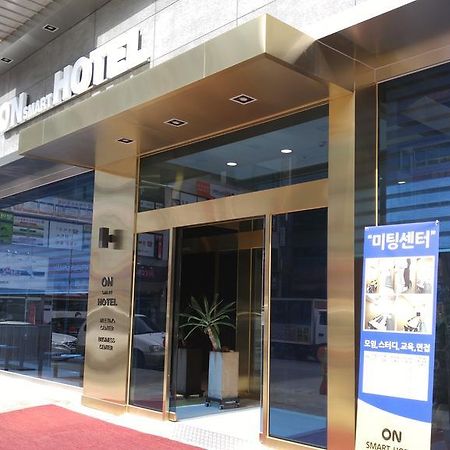 On Smart Hotel Cheonan Eksteriør billede